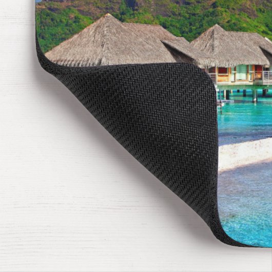 Schöne Hütten am Wasser in Bora Bora Mousepad (Ecke)