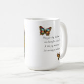 Schöne Impasto-Schmetterlinge und Blumen-Gedicht Kaffeetasse (VorderseiteRechts)