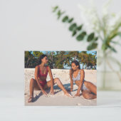 Schöne Insel Girl's Bikini Postkarte (Stehend Vorderseite)