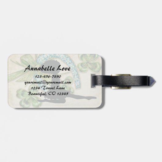 Schöne irische Tänzerin, Kleeblatt und Horseshoe Gepäckanhänger (Rückseite horizontal)