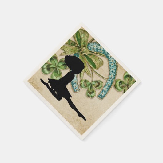 Schöne irische Tänzerin, Kleeblatt und Horseshoe Serviette (Ecke)
