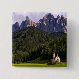 Schöne isolierte einsame Kirche namens Rainui 2 Button