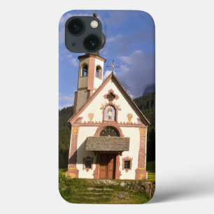 Schöne isolierte einsame Kirche namens Rainui Case-Mate iPhone Hülle
