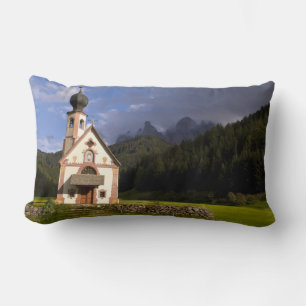 Schöne isolierte einsame Kirche namens Rainui Lendenkissen