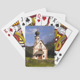 Schöne isolierte einsame Kirche namens Rainui Spielkarten