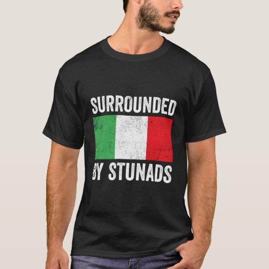 Schöne italienische Geschenke umgeben von Stunads T-Shirt (Vorderseite)