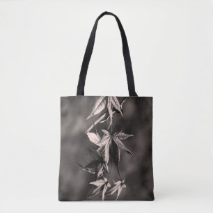 Schöne japanische Ahornblatt-Porträt Sepia Tasche