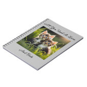 Schöne Kätzchen im Gras Notizblock (Linke Seite)