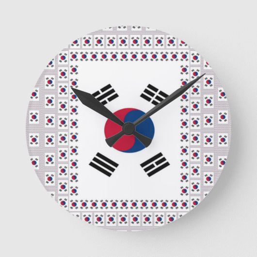 Schöne koreanische Flagge: Eine unendliche Kunst Runde Wanduhr (Vorderseite)