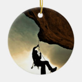Schöne Landschaft des Bergsteigers Keramikornament (Vorne)