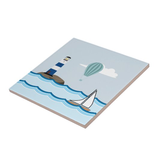 Schöne Landschaft mit Leuchtturm und Segelboot Fliese (Seite)