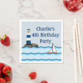 Schöne Landschaft mit Leuchtturm und Segelboot Serviette (Beispiel)