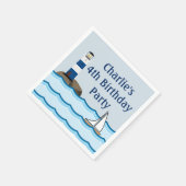 Schöne Landschaft mit Leuchtturm und Segelboot Serviette (Ecke)