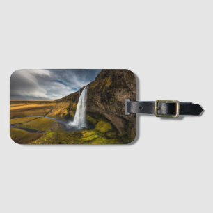 Schöne Landschaftsansicht von Seljalandsfoss Gepäckanhänger