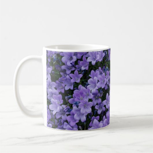 Schöne lila Blumen Kaffeetasse (Links)