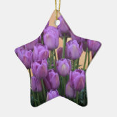 Schöne lila Frühlingtulis Keramik Ornament (Links)