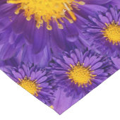 Schöne Lila Michaelmas Daisies Großer Tischläufer (Ecke)