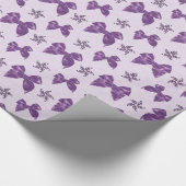 Schöne lila Satin-Bögen Geschenkpapier (Ecke)