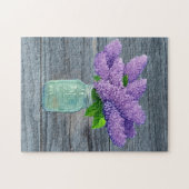 Schöne Lilacs im rustikalen Mason Jar Puzzle (Horizontal)