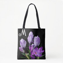 schöne M Monogramm hübsche lila Crocus-Blume