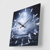 Schöne magische Schmetterlinge im Mondschein Quadratische Wanduhr (Winkel)