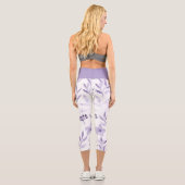 Schöne monochromatische Violett-Blume Capri Leggings (Rückseite)