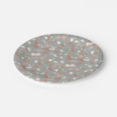 Schöne mutierte Wüstenfarben Terrazzo Muster Pappteller (Schrägansicht)