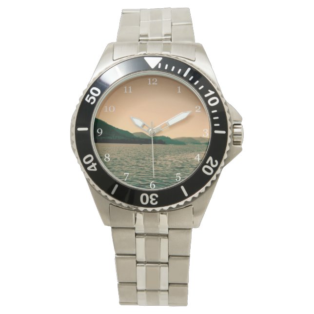 Schöne Nationalparklandschaft des Olympiaparks Armbanduhr (Vorderseite)