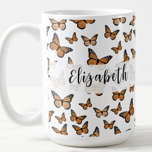 Schöne orangefarbene Schmetterlinge mit eigenem Na Kaffeetasse