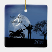 Schöne Paare Erste WeihnachtsMotorrad-Liebe Keramikornament (Rückseite)