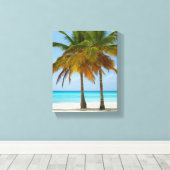 Schöne Palmen an einem tropischen Strand Leinwanddruck (Insitu (Holzboden))