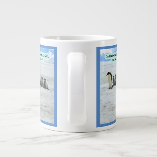Schöne Penguin-Schrift 1 John 4:16 Riesenmantel Jumbo-Tasse (Rückseite)