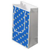 Schöne Perlen auf blau Kleine Geschenktüte (Rückseite Schrägansicht)