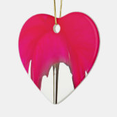 Schöne phantastische Rote Rose unter weißem Himmel Keramikornament (Links)