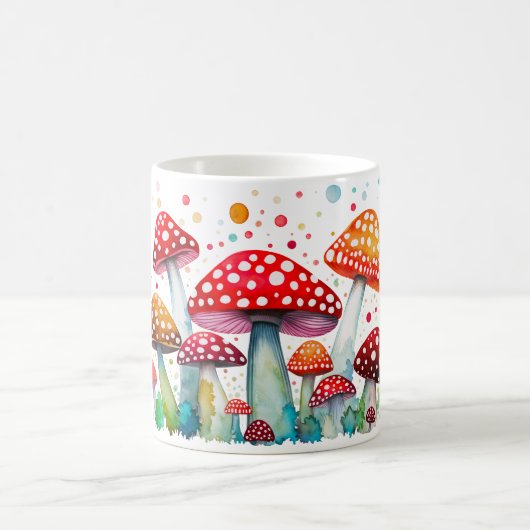 Schöne Pilze im Pilzwald Kaffeetasse (Mittel)