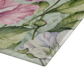 Schöne Platterbsen auf Minze Schneidebrett (Ecke)