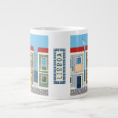 Schöne portugiesische Häuser mit Fliesen oder Azul Jumbo-Tasse (Vorderseite)