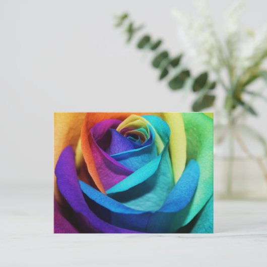 Schöne Rainbow Rose Postkarte (Stehend Vorderseite)