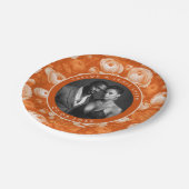 Schöne Ranunculus-Teller für Braut und Bräutigam C Pappteller (Schrägansicht)