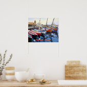 Schöne Red Orange Blue Green Boote in Collioure Poster (Küche)