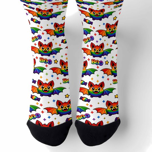 🦇🌈 Schöne Regenbogen-Fledermaus-Crew Socken