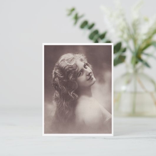 Schöne Retro-Frau mit blondem Haar Postkarte (Stehend Vorderseite)