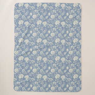 Schöne romantische blaue Cremeblumen Sherpadecke