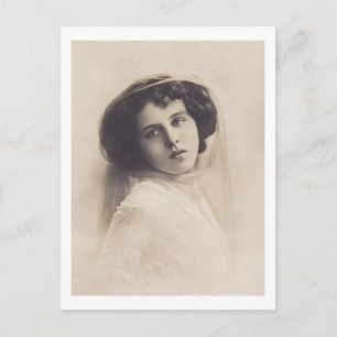 Schöne romantische Frau Vintage Postkarte
