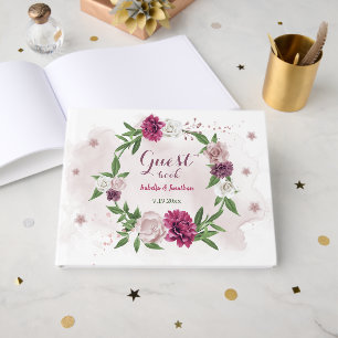 schöne, rosa Blume mit bordeauxfarbenen Pflanzen Gästebuch