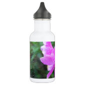 Schöne, rosa Blume mit Regentropfen. Blumen Trinkflasche (Links)