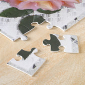 Schöne rosa Rosen im Hintergrund Puzzle (Seite)