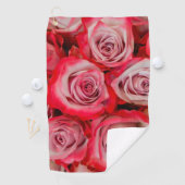 Schöne Rose in rosa und roter Blume Golfhandtuch (Insitu)
