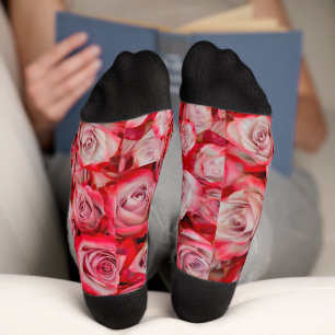 Schöne Rose in rosa und roter Blume Socken