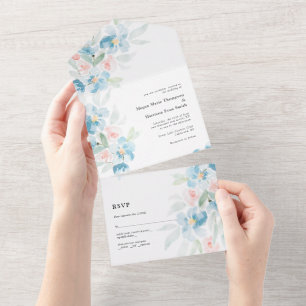 Schöne Rose mit Aquarellblau und Blumen All In One Einladung